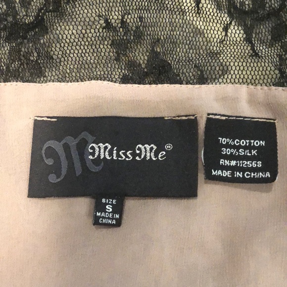 SOLD NWOT Mauve/ black lace ruffle Miss Me too - Picture 6 of 8